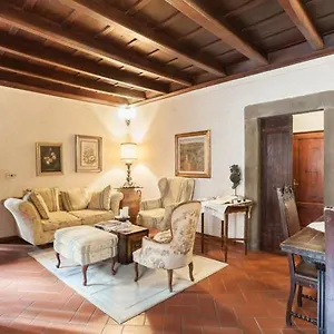 https://la-finestra-sul-borgo-laterina.it-tuscanyhotel.com